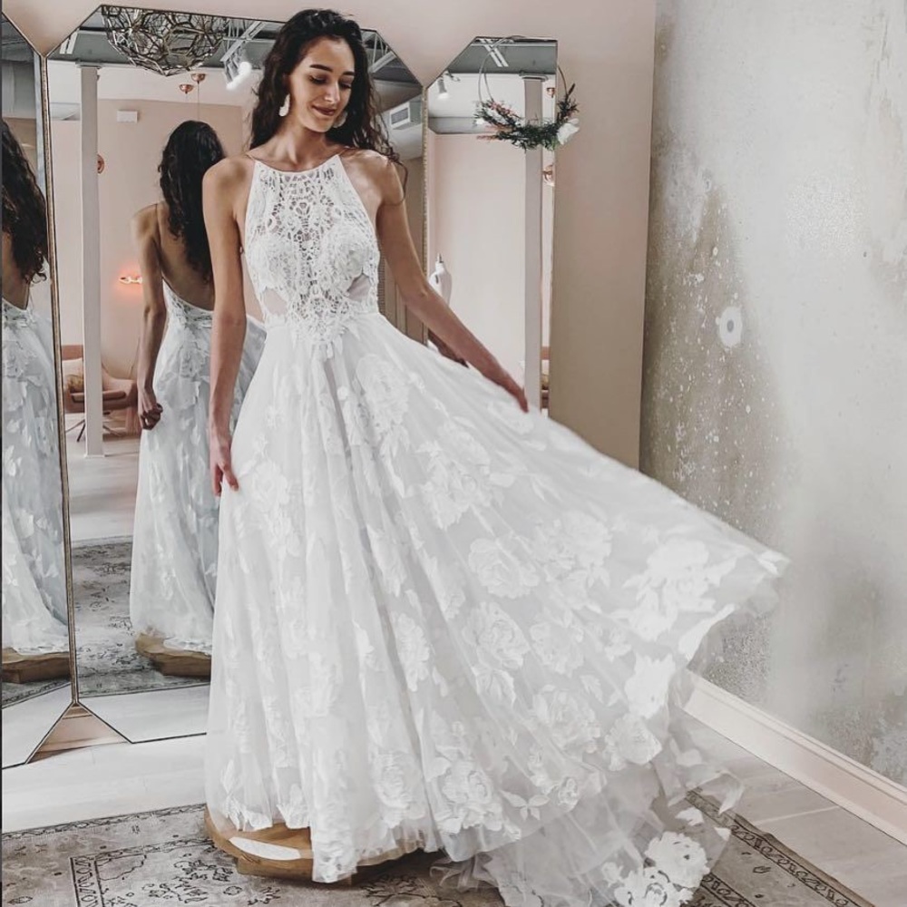 Ami rue de seine wedding gown